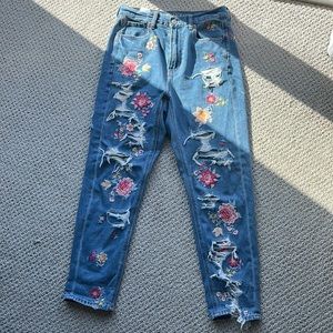 American eagle mom jeans